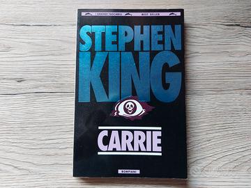 STEPHEN KING - CARRIE