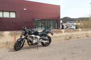 Yamaha Fz6  2004,, a 2850 euro