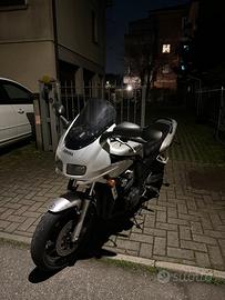 Yamaha Fazer Fzs 600