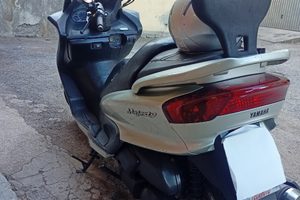 Yamaha Majestic 250