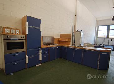 Cucina blu cobalto Giomo