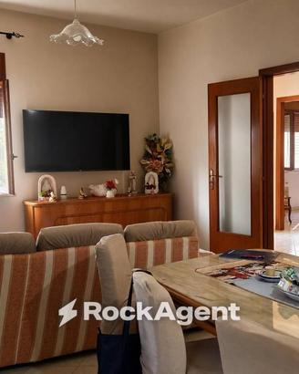 Appartamento di 110 m² con 3 locali a Sarno