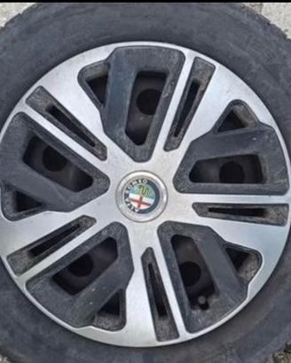 4 Cerchi in ferro da 15 alfa Romeo 147