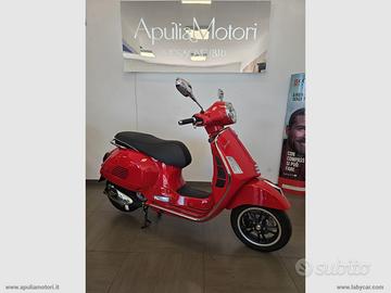 PIAGGIO Vespa 310 GTS hpe SUPER