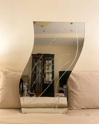 Specchio  Sagomato con Incisioni Artistiche