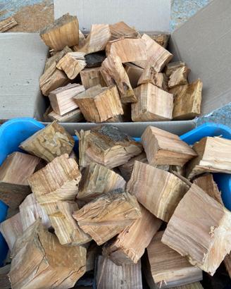 Chunks di ciliegio- legna per affumicatura