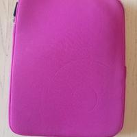 Custodia per tablet.