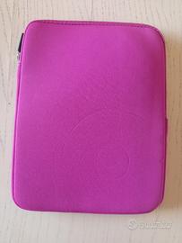 Custodia per tablet.