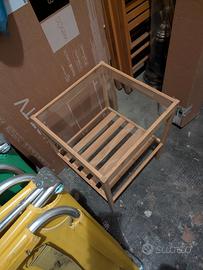 Comodino Ikea in bambù e vetro mod Nesna