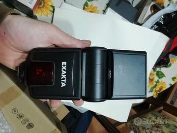 Flash Exakta per  macchina fotografica 