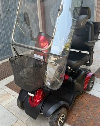 Scooter elettrico per anziani