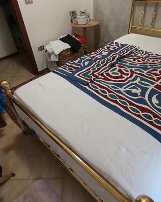 Letto in ottone completo di rete