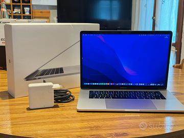Apple MacBook Pro 15” 2016 - 16GB RAM – Touch Bar