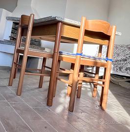 Tavolo da cucina in legno
