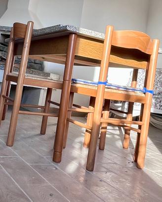 Tavolo da cucina in legno