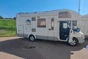 Camper knaus con gancio traino