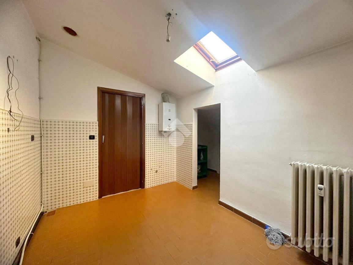 2 LOCALI A SAN FRANCESCO AL CAMPO - Vista 5