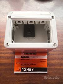 Scatola Bticino Idrobox 3 posti per frutti TEKNE