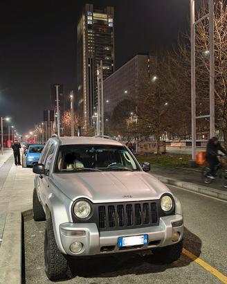 jeep cherokee 3.7 v6