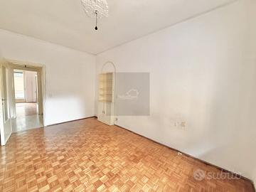 APPARTAMENTO 3 CAMERE DA LETTO