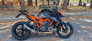 KTM 1290 Super Duke R - 2021