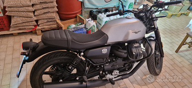 Moto praticamente nuova dicembre 2023 km 6400 zero