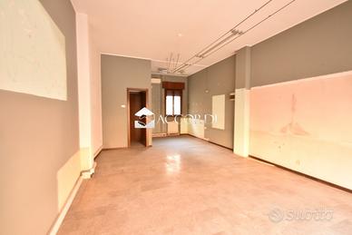 Rif.SM46AF- negozio conegliano
