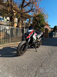 Ducati Hypermotard 821