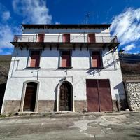 Casa Indipendente Villa Santa Lucia degli Abruzzi