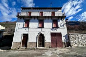 Casa Indipendente Villa Santa Lucia degli Abruzzi
