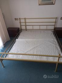 Letto matrimoniale in ottone