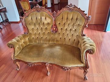 divanetto e poltrona stile barocco