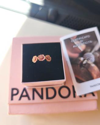 Anello Tris di Margherite Rosa Pandora 
