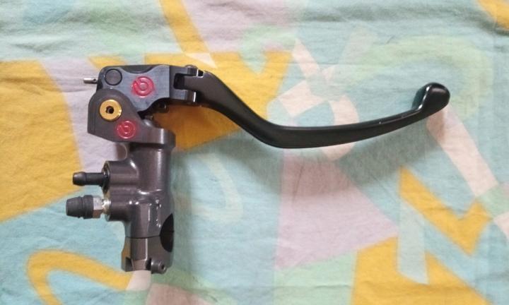 Akrapovic Brembo Öhlins Staubli MotoGP SBK EWC 