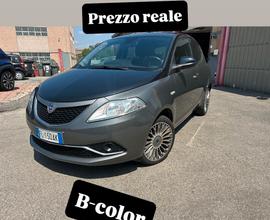 Lancia Ypsilon 1.2 69 CV 5 porte GPL Ecochic Gold 