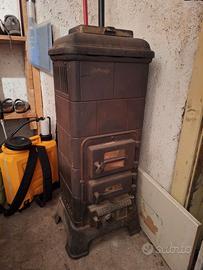 Stufa antica in ghisa Hugo Buderus