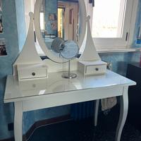 Toletta-mobiletto bianco da camera/bagno+specchio