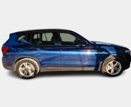 BMW X3 xDrive 30e Business Advantage Autom.