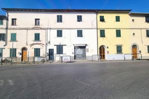 NEGOZIO A PISTOIA