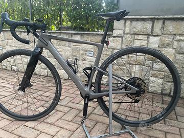 Cannondale Topstone carbonio gravel