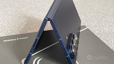 Samsung Galaxy Zfold 7 1tb e 16gb di ram