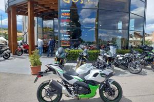 Kawasaki Ninja 7 Hybrid #03081