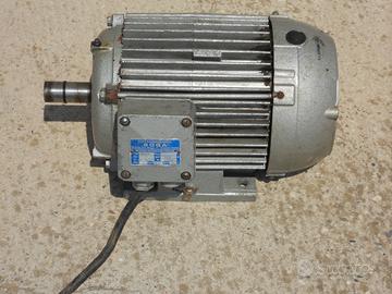 Motore elettrico trifase 4 hp 2900 giri