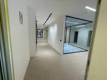 Immobile di 500 m² con 2 locali a Roma