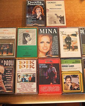 5 blocchi di Musicassette stereo 4 originali
