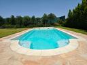 ampia-villetta-con-piscina-esclusiva