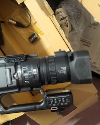 videocamera professionale Sony DSR-PD170P.