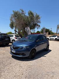 Lancia Ypsilon 1.0 FireFly 5 porte S&S Hybrid Ecoc