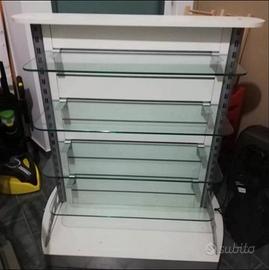 Vetrina in vetro e metallo