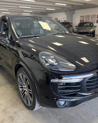 Porsche Cayenne 3.0 Diesel Platinum Edition